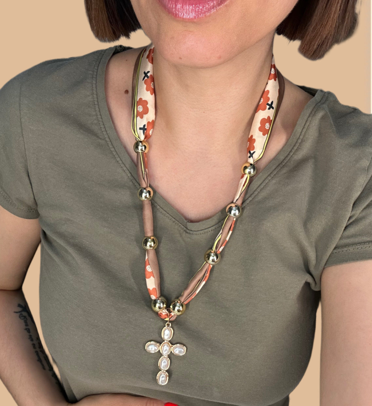 ✨ Collier Croix Bohème Chic